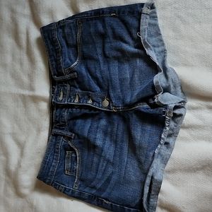 Universal thread Jean shorts